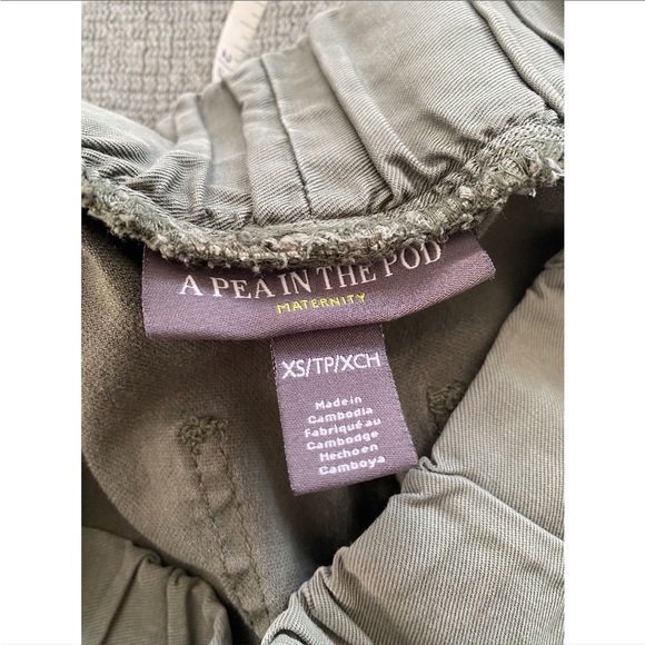 Cropped Maternity Pants by Pea In The Pod XS - Picture 3 of 4